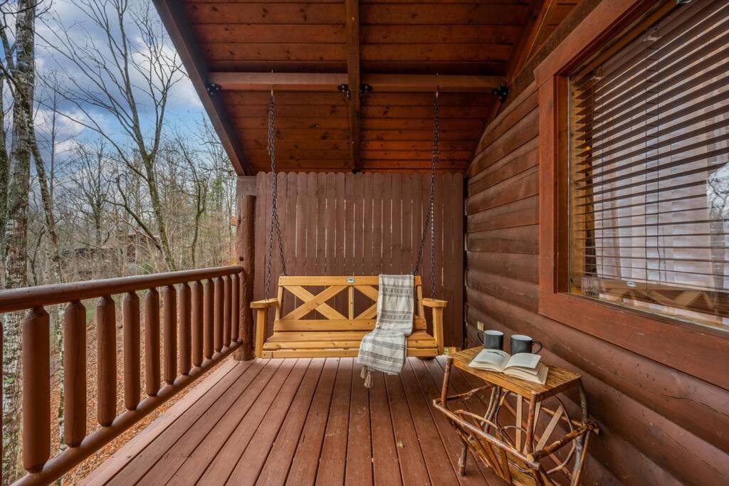 סביירוויל Log Cabin, Hot Tub, Fireplace, Pool Table & Views! מראה חיצוני תמונה