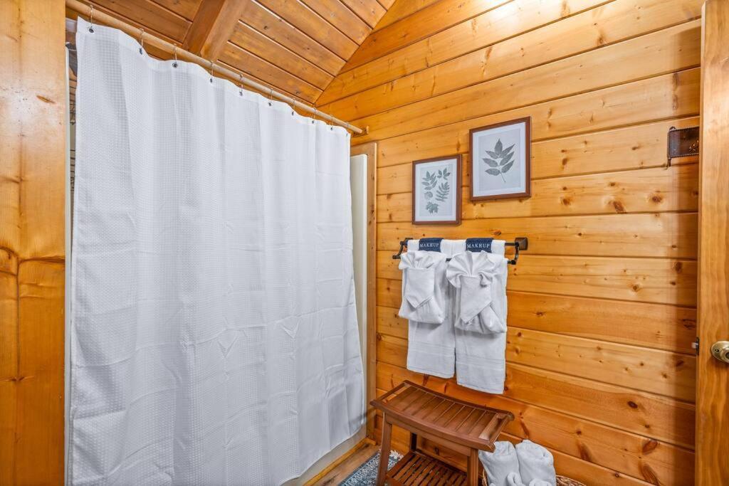 סביירוויל Log Cabin, Hot Tub, Fireplace, Pool Table & Views! מראה חיצוני תמונה