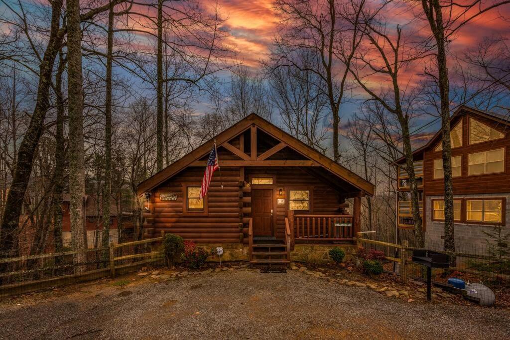 סביירוויל Log Cabin, Hot Tub, Fireplace, Pool Table & Views! מראה חיצוני תמונה